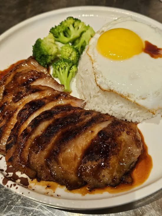 Charcoal Grilled Pork Neck w. Egg on Rice / F. 炭燒豬頸肉煎蛋飯